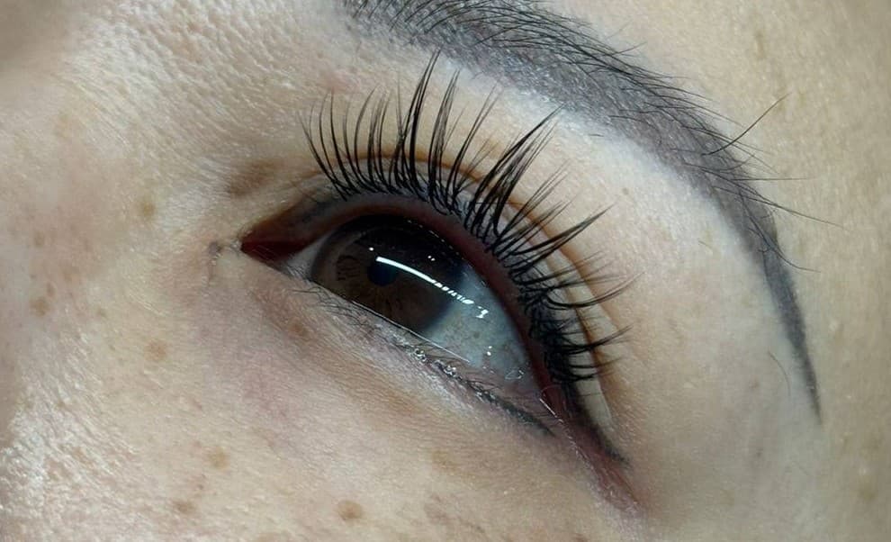 Specialty manga lash extensions at SkinBar Singapore